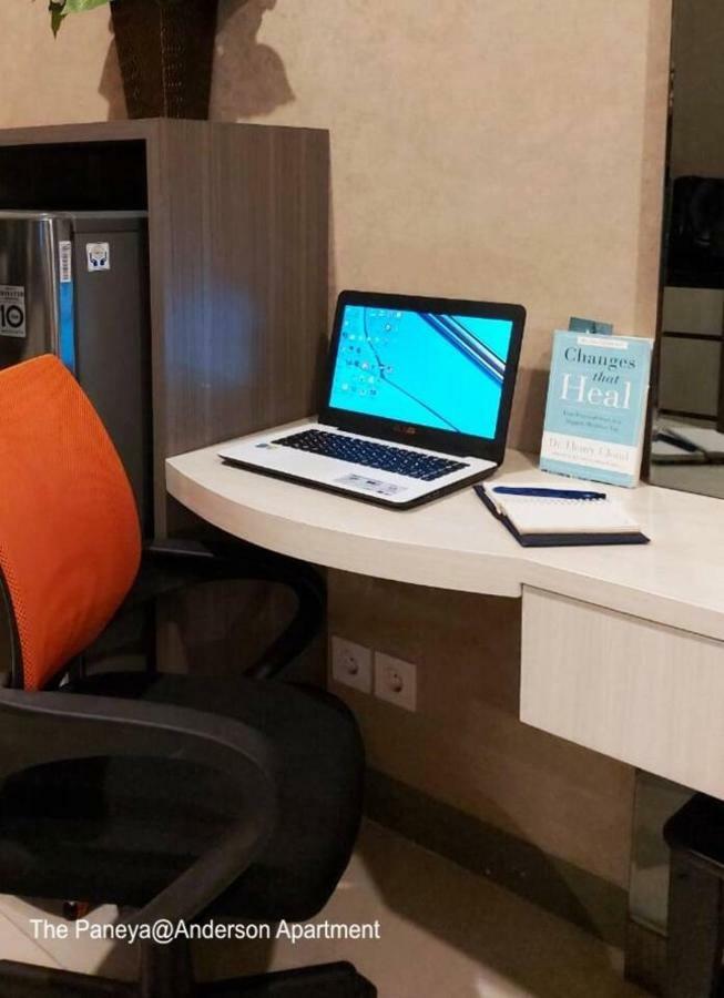 Appartamento di 29 m² con 1 camera Surabaya Esterno foto