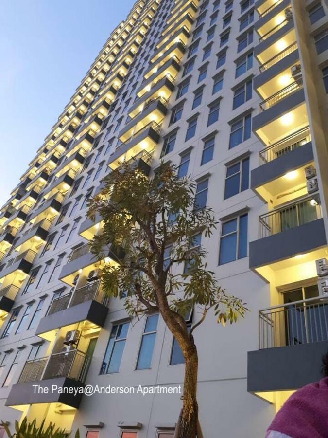 Appartamento di 29 m² con 1 camera Surabaya Esterno foto